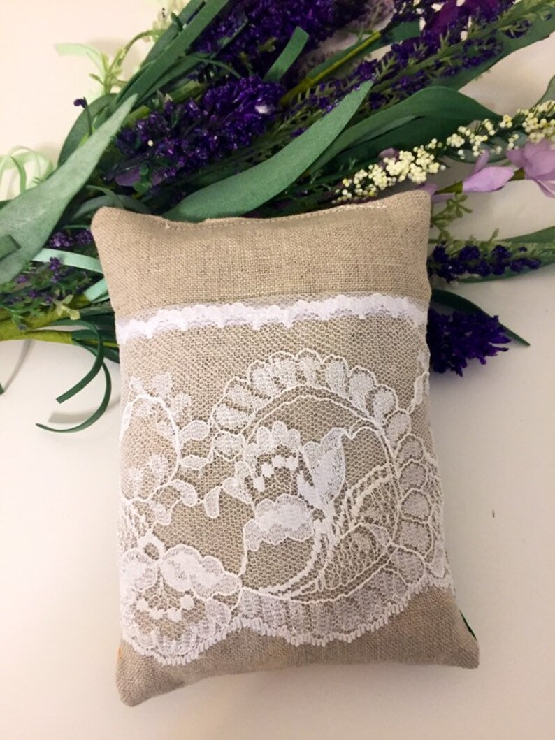 100/% Organic lavender sachets.Drawer fresheners .Lavender bag Gift for bridesmaids . Gift for her