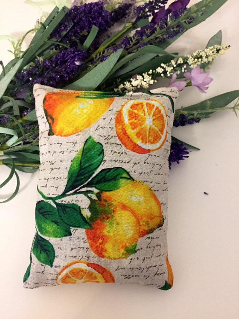 100/% Organic lavender sachets.Drawer fresheners .Lavender bag Gift for bridesmaids . Gift for her