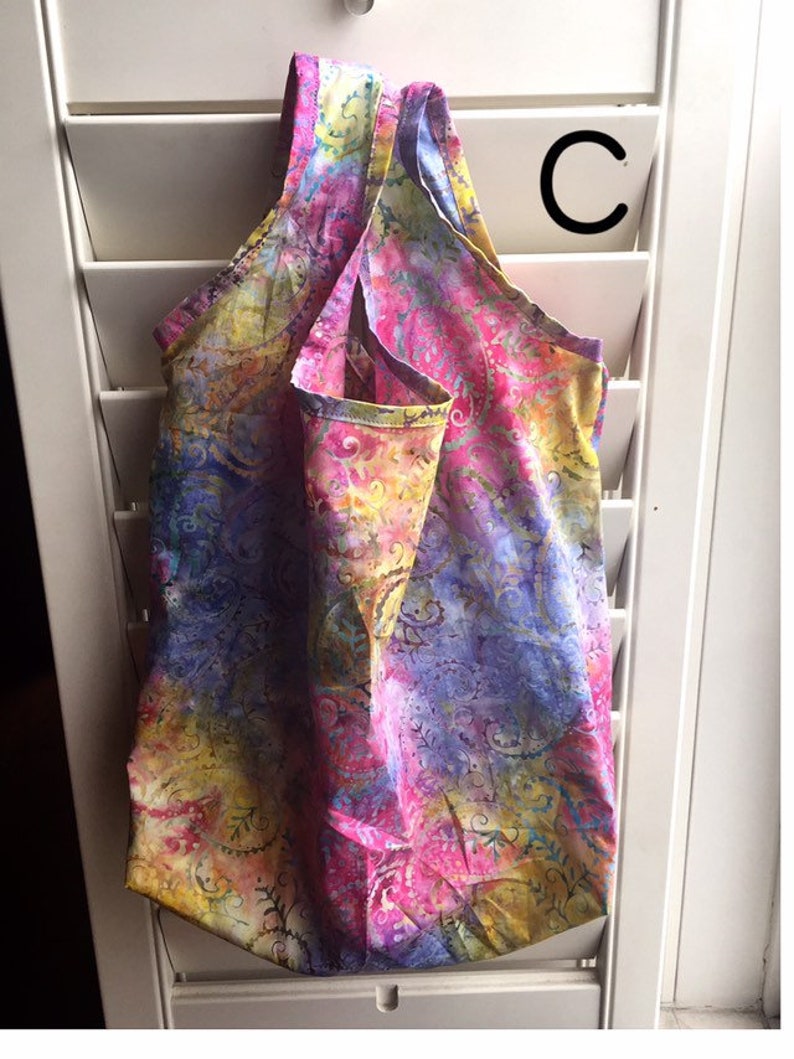 Eco bag,Foldable grocery bag,Eco friendly market bag,Reusable market bag,folding bag.Batik fabric.