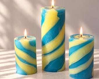 Turquoisegele pilaarkaars – Handgemaakte spiraalkaars – Kleurrijke woondecoratie – Moderne kunstkaars – Uniek cadeau