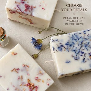 Candela di cera di soia vegana fatta a mano / Petali di fiori secchi, profumo personalizzato immagine 3