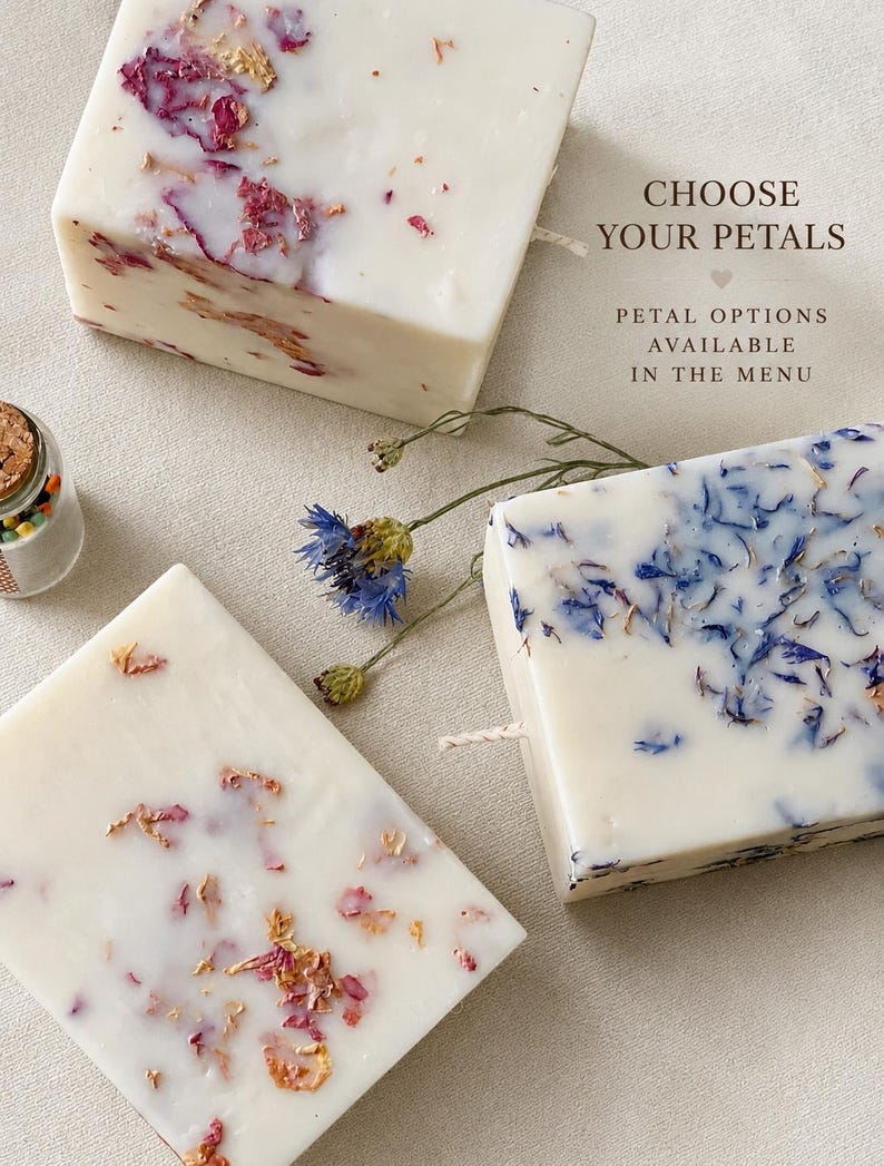 Candela di cera di soia vegana fatta a mano / Petali di fiori secchi, profumo personalizzato immagine 3