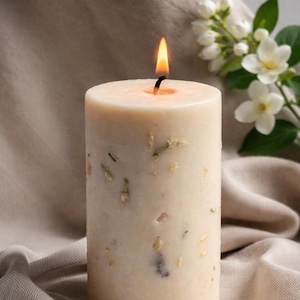 Vegan Soy Wax Candle with Jasmine Petals | Natural Home Decor, Relaxation Aid image 1