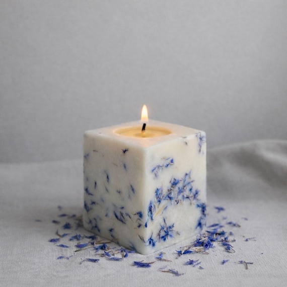 Handmade Vegan Soy Wax Candle | Dried Flower Petals, Custom Scent
