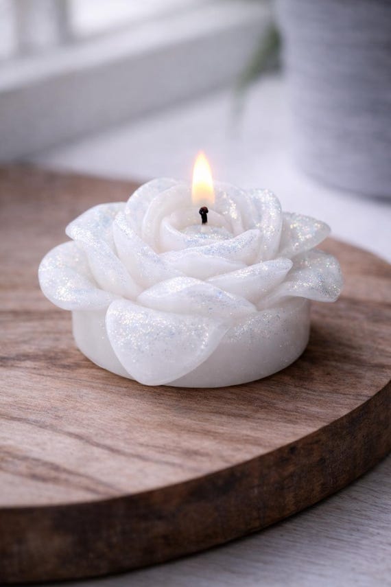 Handgefertigte Weiße Rose Kerze | Glitter-Schimmer, Schwimmkerze