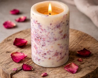 Handmade Vegan Soy Wax Candle with Rose Petals | Eco-Friendly Gift