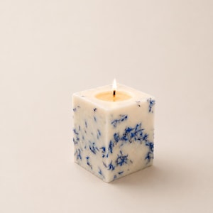 Candela di cera di soia vegana fatta a mano / Petali di fiori secchi, profumo personalizzato immagine 1