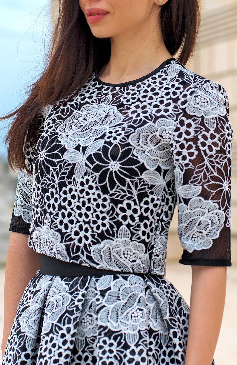 Black And White Floral Crop Top