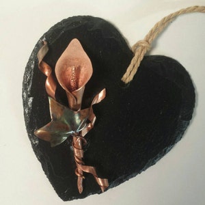 Small copper calla lily and ivy slate hanging heart personalisation can be added for free metal flower, hanging decor, metal lily image 7