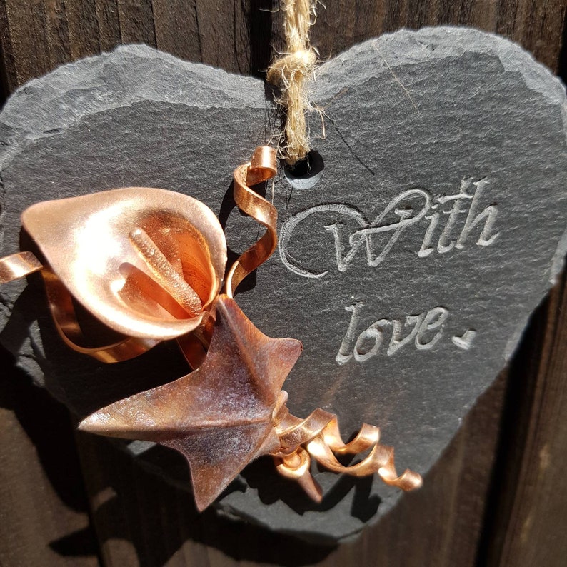 Small copper calla lily and ivy slate hanging heart personalisation can be added for free metal flower, hanging decor, metal lily image 3