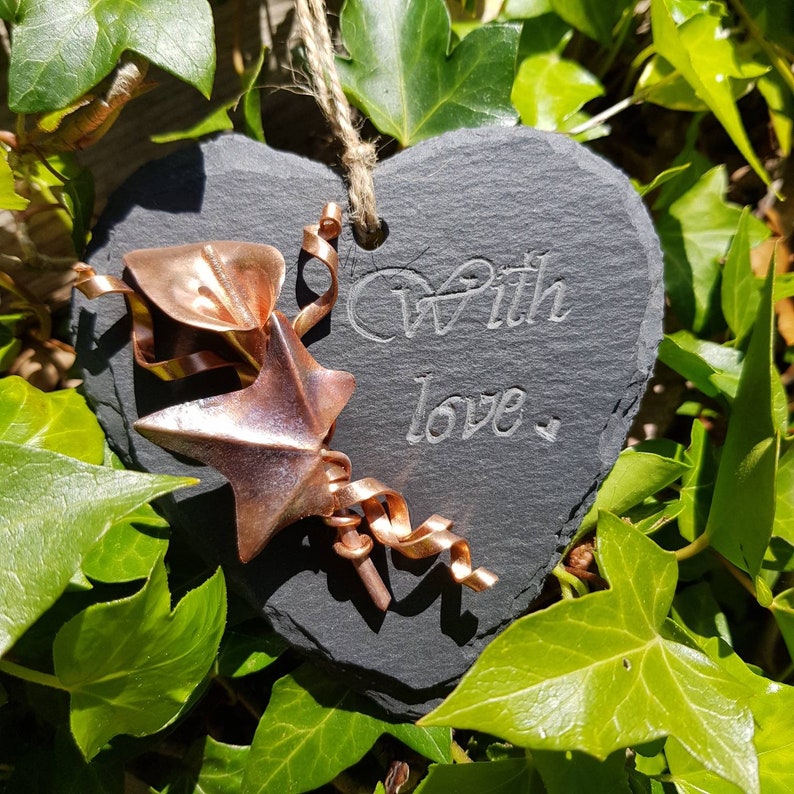 Small copper calla lily and ivy slate hanging heart personalisation can be added for free metal flower, hanging decor, metal lily image 2