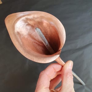 Copper calla lily, girlfriend gift, wife present, 7th wedding anniversary, rustic wedding decor, metal flower, memorial flower, copper