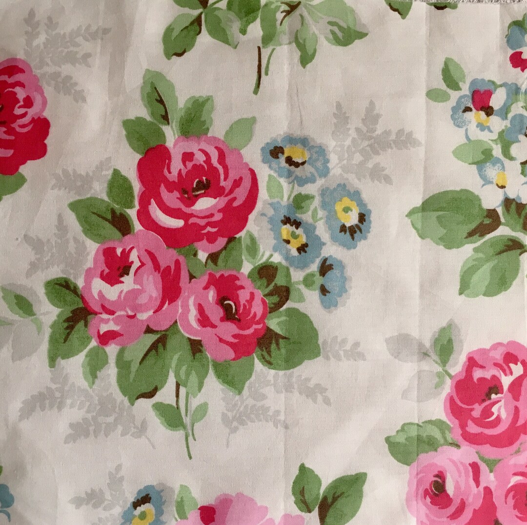 FABRIC Cath Kidston Regal Rose Assorted Sizes 100 Lightweight Cotton