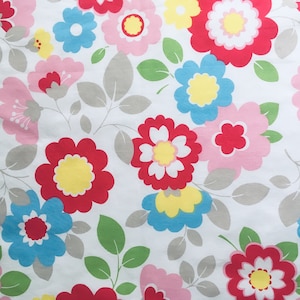 FABRIC Cath Kidston Circus Flowers FQ 50cm by 50cm 20&quot; Square Lightweight 100% Cotton New More Sizes Available