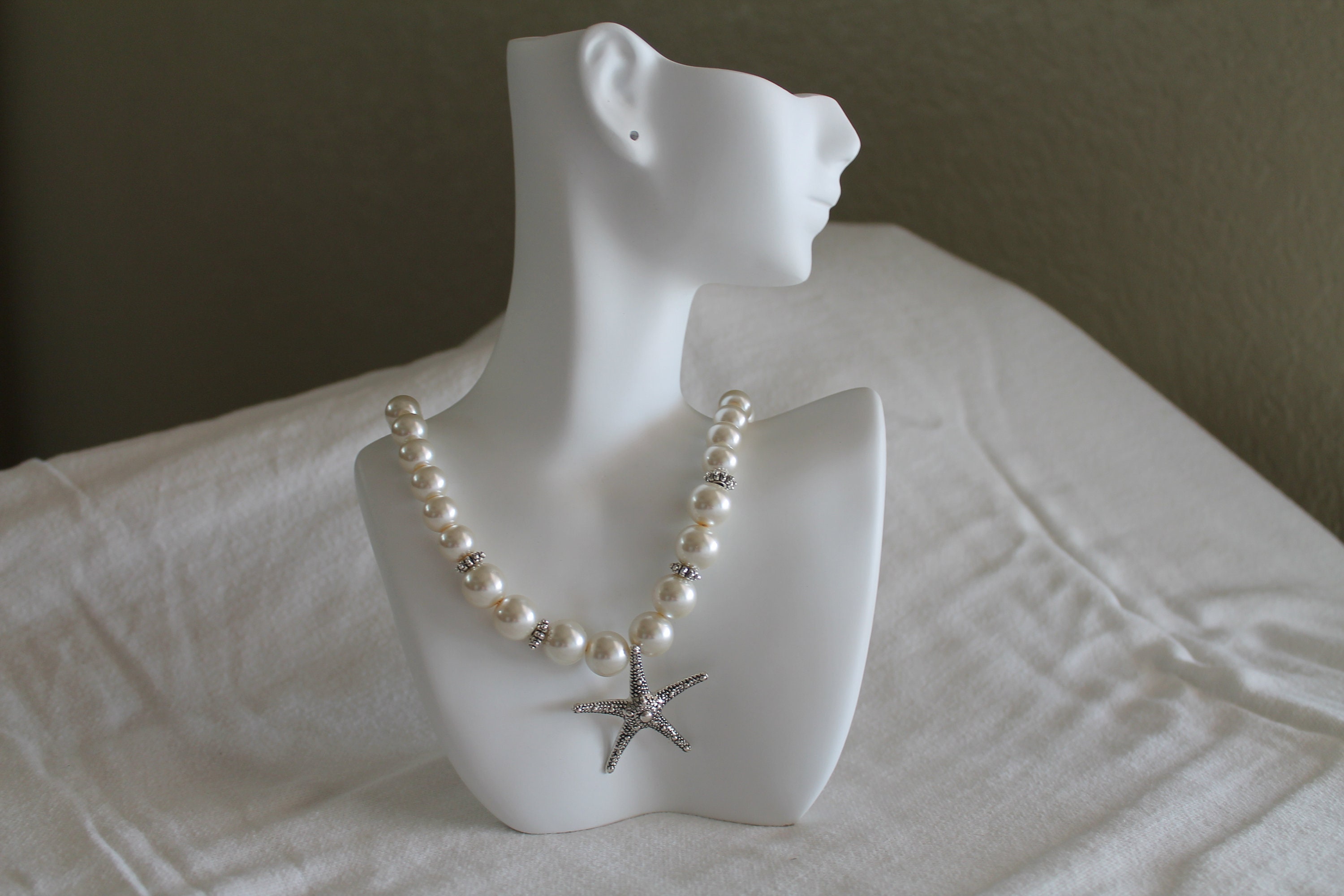 Pearls & Starfish Necklace