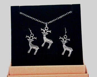 Reindeer Necklace Set