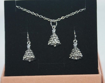 Pinecone Necklace Set