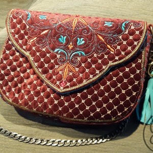 Bordado digital: bolso DIY boho chic con diseño de mandala: paquete de diseño de archivos de bordado a máquina 2 en 1: descarga instantánea