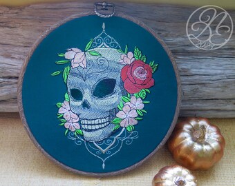 Skull And Roses Tattoo style In The Hoop Machine Digital Embroidery file - 2 Sizes