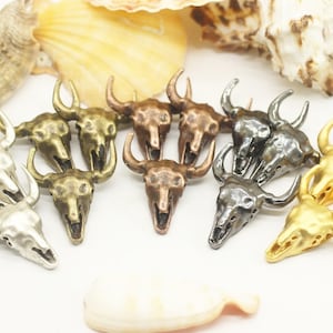 Cattle Charm 28 mm, Horn Bead Charms, Cattle Skull, Buffalo Skull, Bracelet Charm, Skull Beads, Bracelet Charms, CBBB
