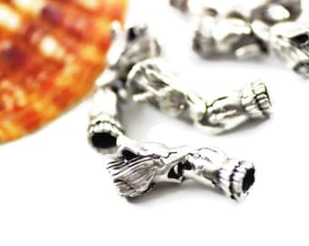 Silver Plated Wolf Head and Claw Clasps For 4mm Round Leather Cord, Silver End Clasp, Wolf Beads, Bracelet Charms, bracelet connector, WLBC