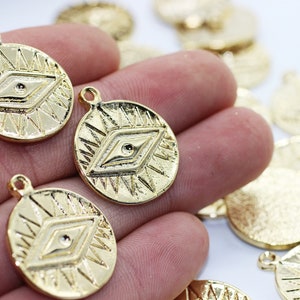 24 K Glänzendes Goldenes Auge von Ra Charms, 22x27mm, ägyptischer Anhänger, ägyptische Charms, Eye of Ra Anhänger, Eye Charms, Halskette Charms, EYPC