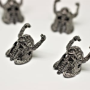 Gunmetal Medieval Horned Helmet Beads, 19 mm Helmet Bracelet Charm - Gothic Skull Charms with Horns - Skull Armor Beads