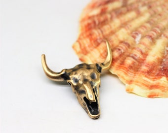 Collectible Vintage Solid Bronze Cattle Charm, Cattle Skull Beads, 28.5 mm Horn Charm -  Skull Charms - Skull Beads - Devil Head Symbol