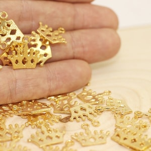 Gold Plated Crown Charms, Crown Necklace Findings, 16x17 mm Tiny Crown Charms, King Pendant, King charms, crown charms, KYS