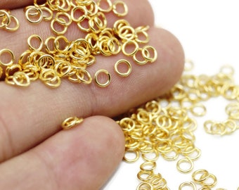 4 mm Shiny Gold Plated Jump Rings, Tiny Jump Ring Connector, Gold Plated Tiny Connectors, Gold Plated Ring Findings, 4mm Jumprings, JMPH