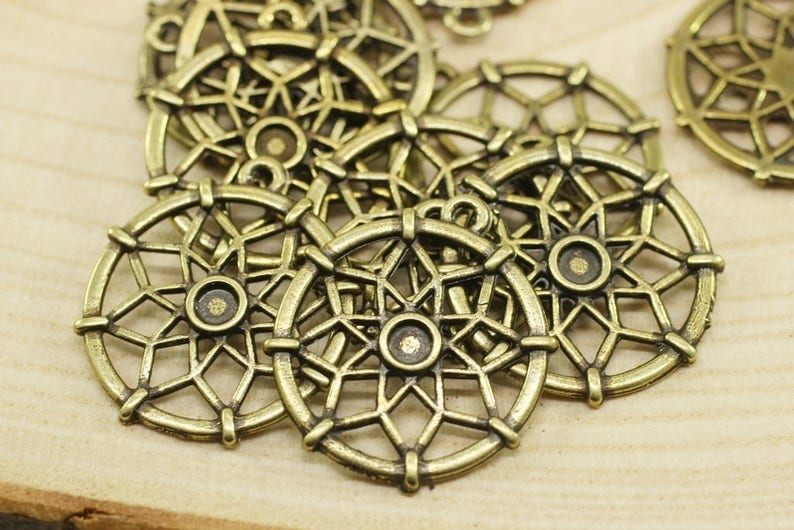 Lotus Pendant 27x30 mm,Lotus flower pendant Egyptian Pendant Round Pendant Bronze Pendants Flower Pendant Antique Bronze Lotus Pendant