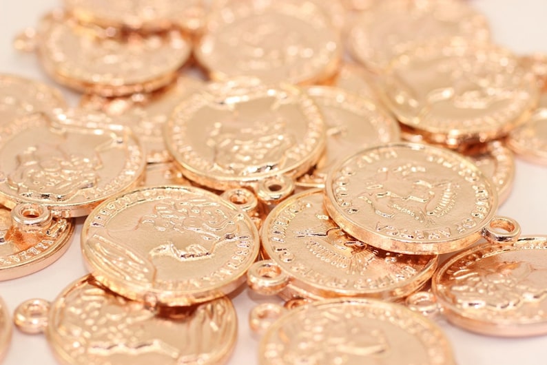 Rose Gold Plated Elizabeth Coins 22x27 Mm Rose Gold Pendant Etsy