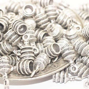 Matowe srebrne nakładki na koraliki, 22 x 10 mm filigranowe nakładki stożkowe, nakładki chwostów, srebrne filigranowe kolczyki, matowe srebrne stożki warstwowe, nakładki końcowe, ECKK