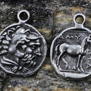 Matt Silver Plated Coin charms, 20x26 mm Silver Pendant, double side charms, Ancient Rome Coin Pendant, Medallion Pendant, Roman coins, RRCP