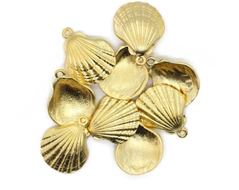 25x32mm 24k Matt Gold Sea Shell Charm, Seashell Charm, Seashell Pendant, Shell Necklace, Beach Jewelry, Gold Plated Charms SHLK