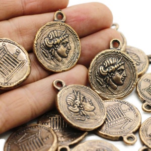 Antique Copper Hera Coin Pendant, 25x32 mm Copper Pendant, coin charms, Roman Pendants, Medallion Pendant, Hera charms, Copper Coins, HRCP