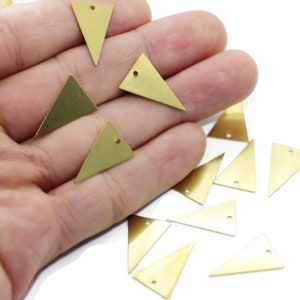 Raw Brass Triangle charms, 13x20 mm, Triangle Charms With 1 Hole, Stamping Blanks, Stamping Tags, Triangle findings, Triangle Blanks, TREC