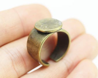 Antique Bronze Hammered Adjustable Ring Blank with 15 mm Base, Setting Findings, Cabochon base, Ring Blank, RNGB