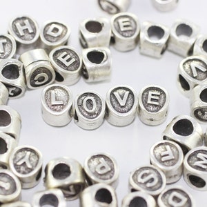 Cuentas con letras del alfabeto, 7,5 x 8,5 mm, cuentas para pulseras, cuentas personalizadas, cuentas con letras, cuentas con letras del alfabeto plateadas, cuentas con letras del alfabeto, ALPH