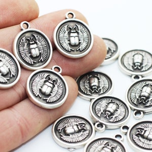 Silver Pharaoh&#39;s Beetle Charms, 19x23mm Egypt charms, Pharaoh charms, silver charms, medallion charms, Nefereti charms,  DSNC