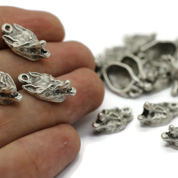 Antique Silver Wolf Beads, 10 x 19mm Animal Charms, Wolf charms, Bracelet beads, Bracelet charms, Wolf jewelry, mens bracelet, wolf pendant