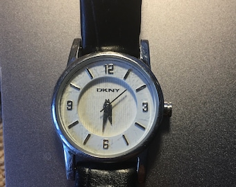 Reloj para mujer DKNY