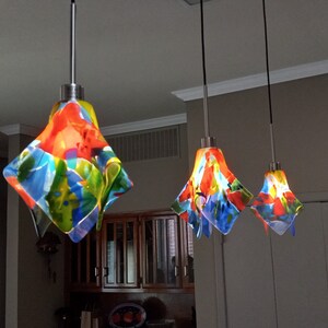 Colorful fused glass pendant light bild 2