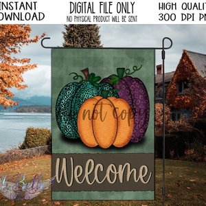 Design a sublimazione/Benvenuto/Design bandiera da giardino con zucca autunnale/Bandiera da giardino PNG/Scozzese Buffalo/Download del design a sublimazione/Iuta/Download
