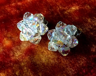 Pendientes de cristal iridiscente Aurora Borealis - Accesorio de bisutería vintage de los años 50 y 60 con cierre de clip