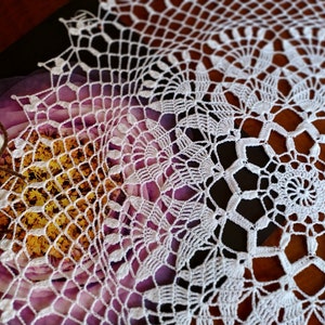 crochet lace doily for round table, housewarming placemat decoration, wedding centerpiece, napperon white cotton unique home decor gift