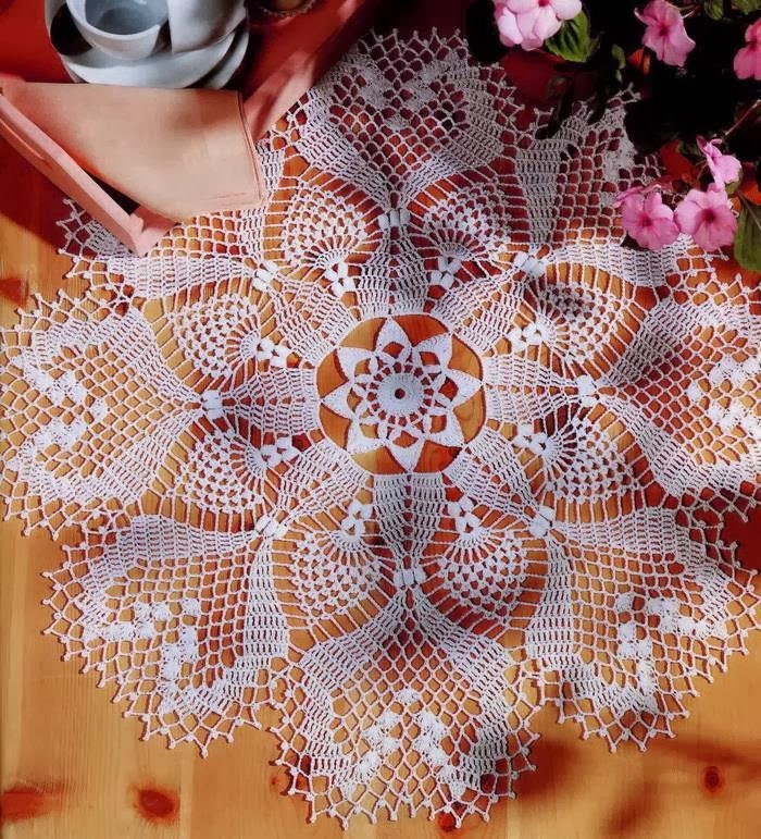 PRETTY Hearts in the Round Runner Doily/CROCHET PATTERN INSTRUCTIONS ONLY PRETTY Hearts in the Round Runner Doily/CROCHET PATTERN INSTRUCTIONS ONLY