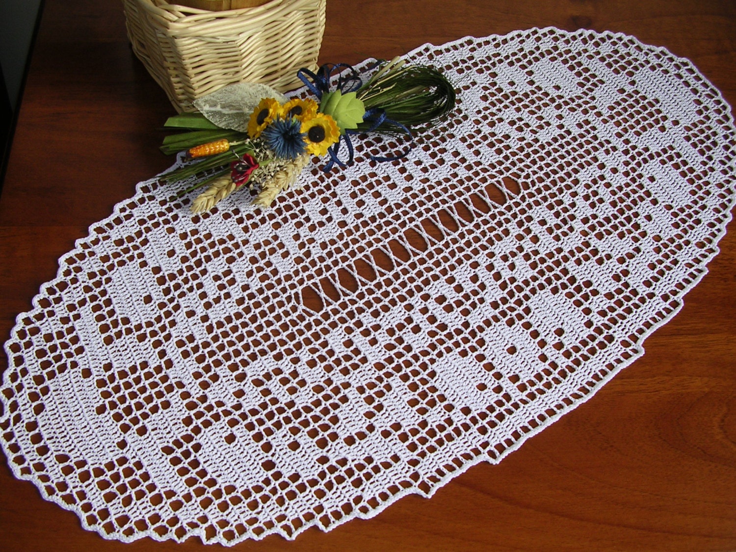 Crochet lace oval doily, easter table runner, centerpiece, white placemat, napperon, unique art home decor, birthday gift for mom, wedding