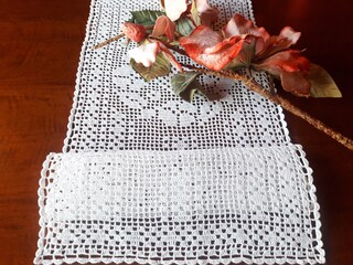 Runner Da Tavola Uncinetto Amira Bianco 40x150 Cm: Eleganza Classica Per La Tua Tavola