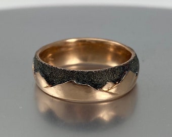 Anillo de oro Mountain, rodio negro Sky, alianza única (6 mm, 14k o 18k)